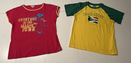 2 T-Shirts Gr. 122-128