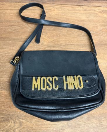 Moschino Vintage Umhängetasche Schwarz Gold-Logo