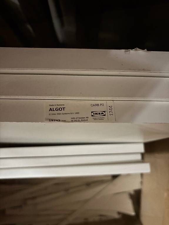 Scaffali: Regalsystem ALGOT von Ikea – Usato da Basel venduto da ali_8x9c 2