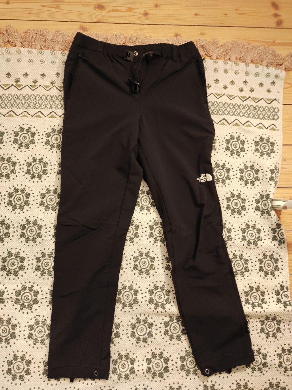 North Face Pantaloni: Trekkinghose Gr.M – Usato da Windlach venduto da ramona_l