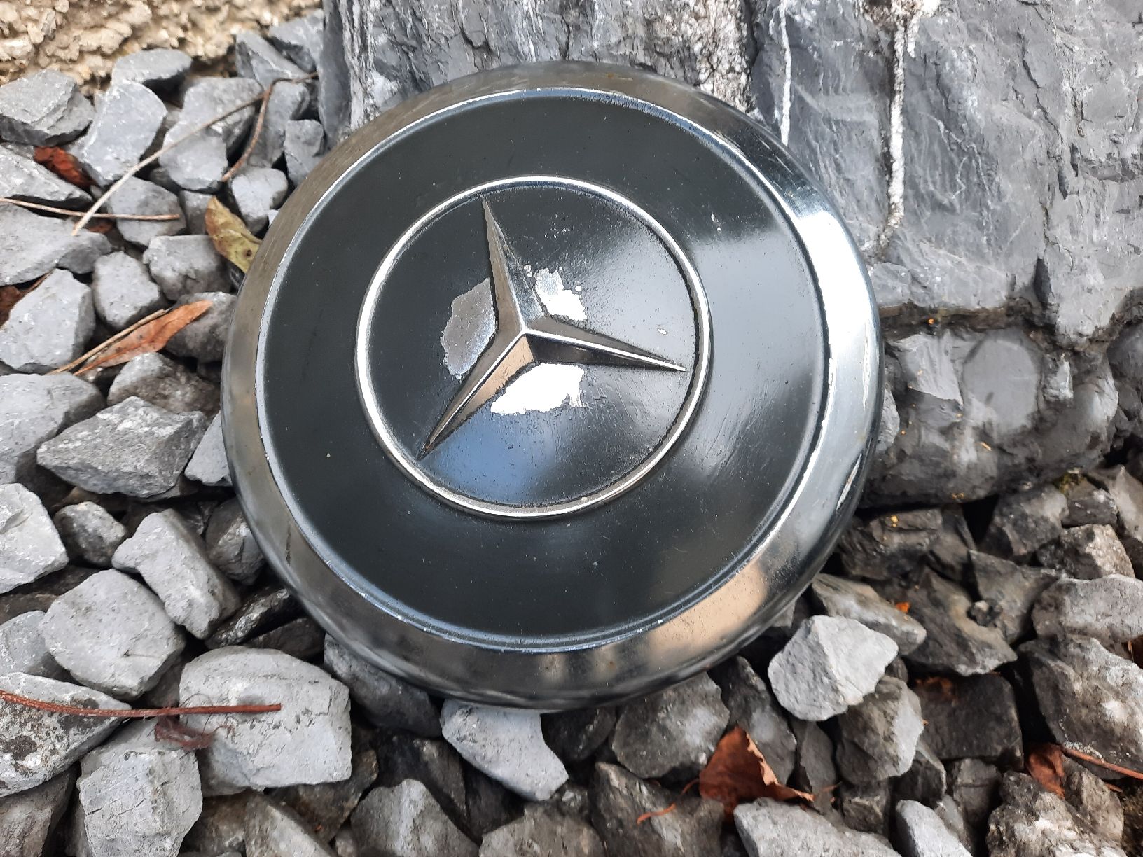 Mercedes-Benz Toutes les pièces auto: Radkappe – D'occasion à Lommiswil par liv_sp2b
