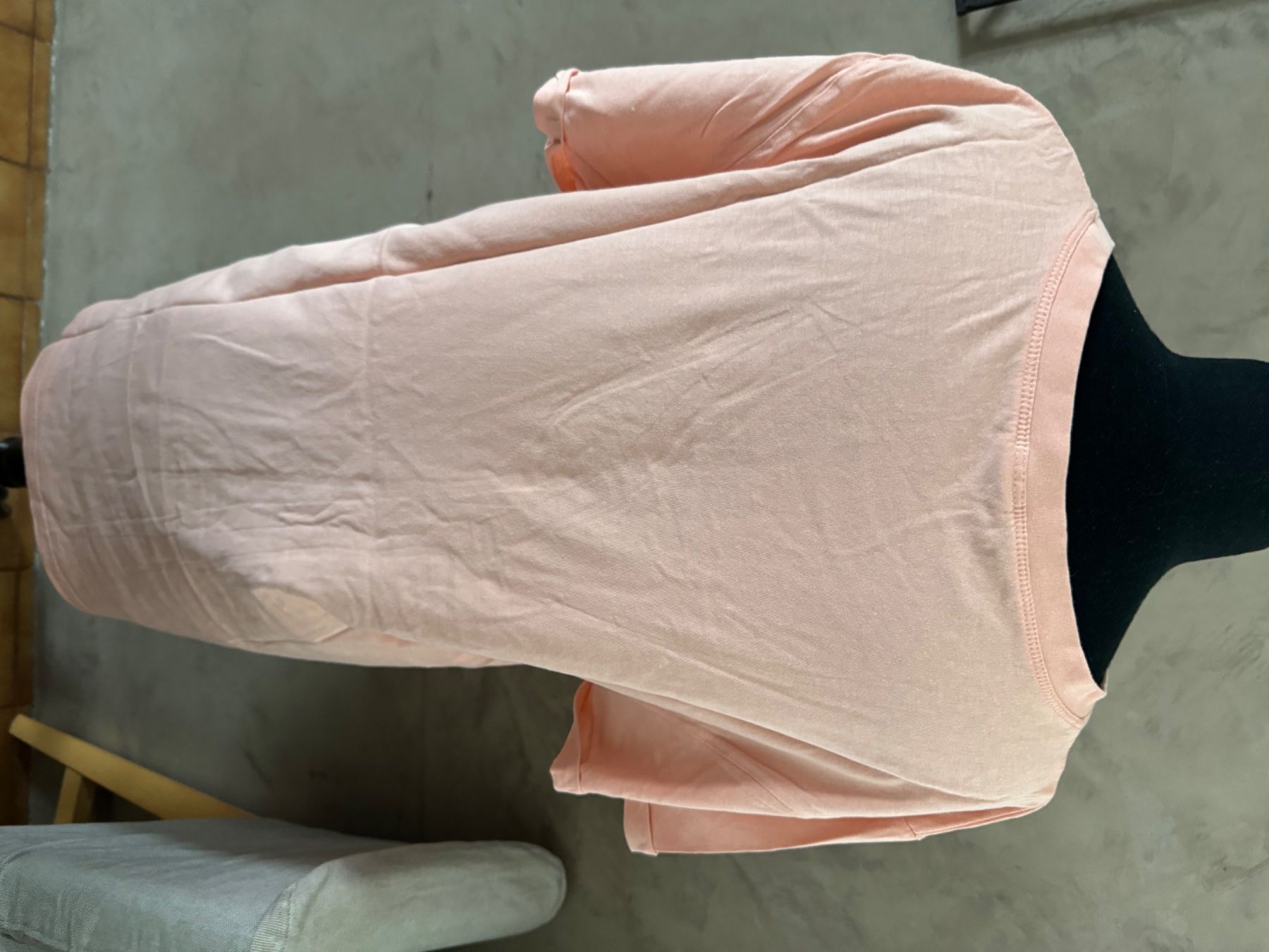 T-Shirts: T-shirt long Taille M Mélany – Gebraucht aus Veyrier von kimedovapa 1