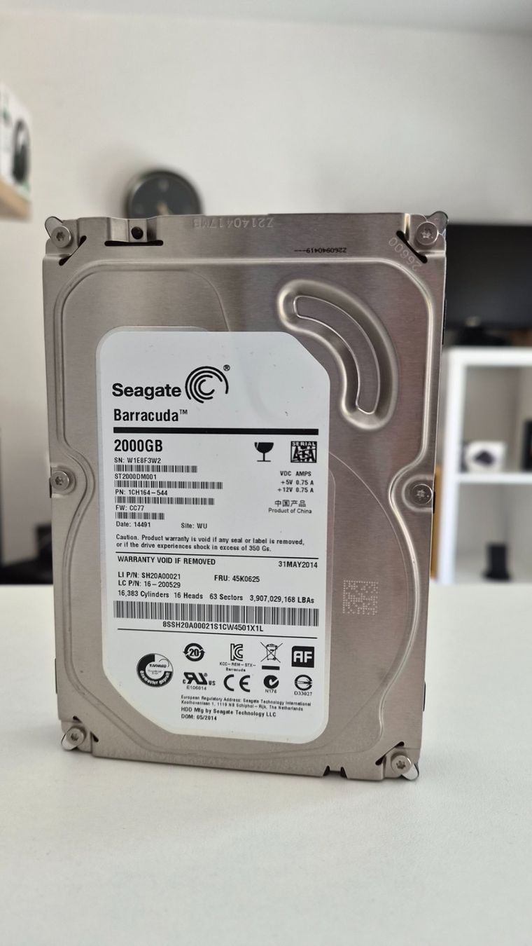 Seagate Dischi rigidi: Disque 3.5 Barracuda 2To – Usato da Chatel-St-Denis venduto da Teck7