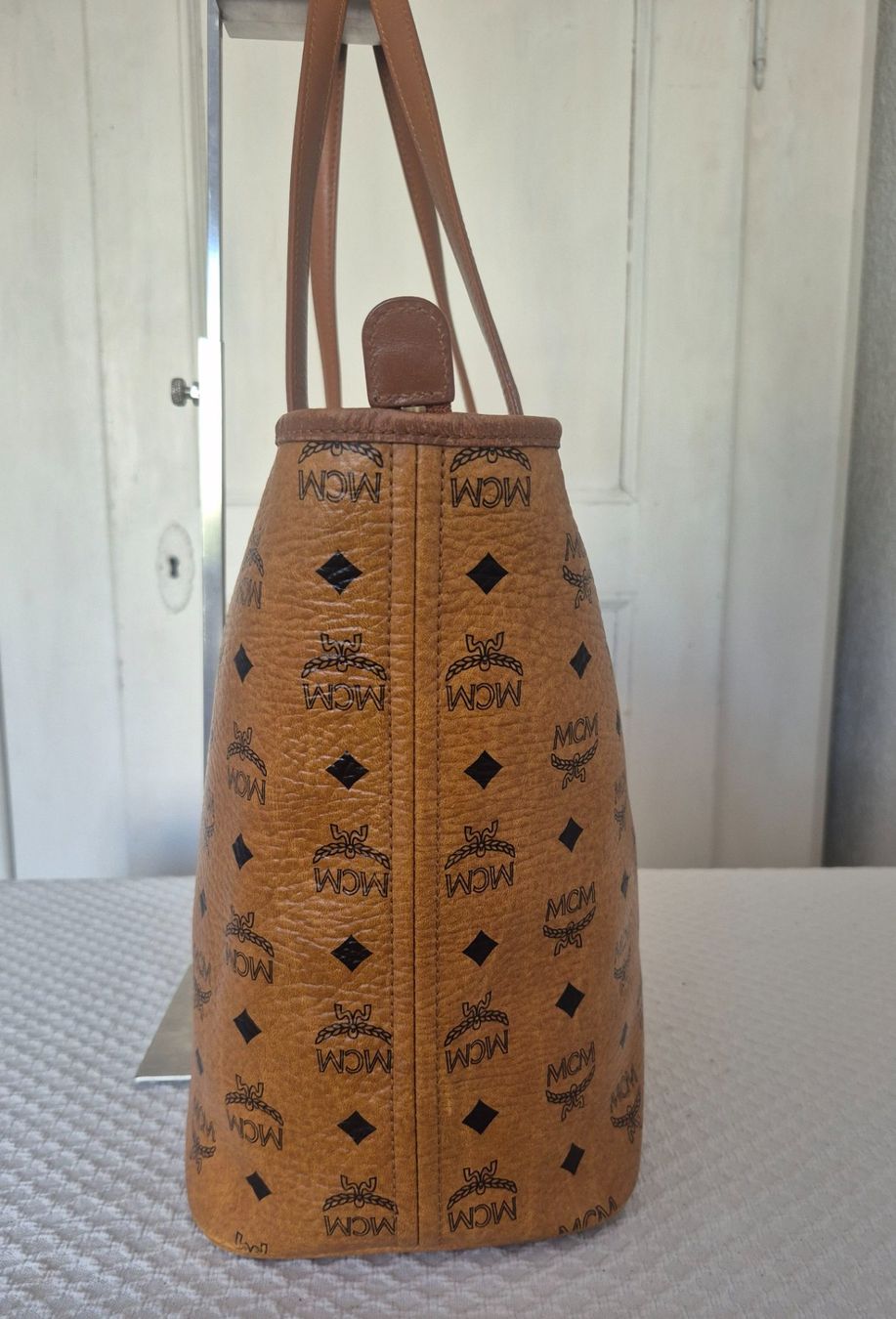 Mcm Sacs femmes: MCM Shopper Size M, mit Reißverschluss – D'occasion à Dottikon par Pega7 5