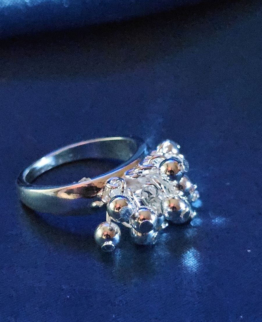 Anelli: Stilvoller Ring, 925 versilbert, Gr. 8 – Nuovo (secondo la descrizione) da Grenchen venduto da maretop 3