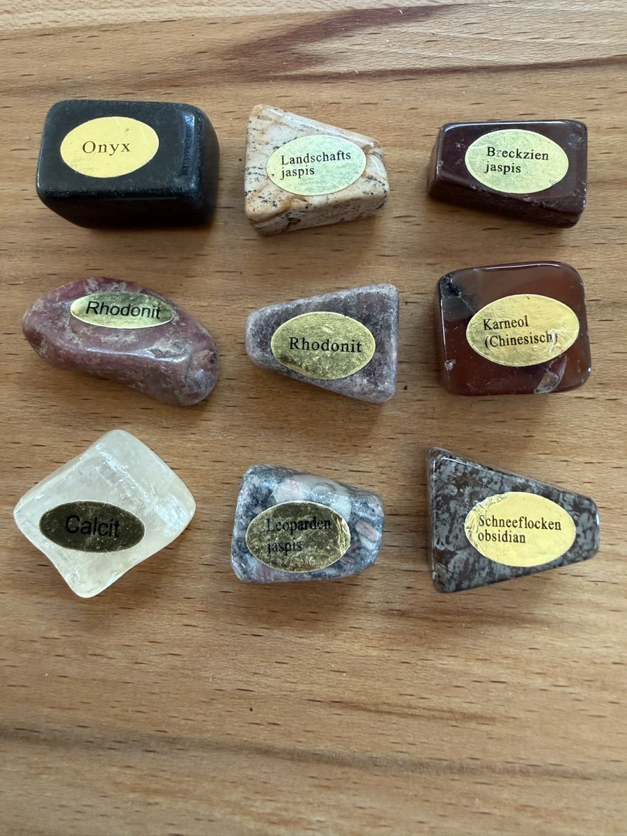 Pietre preziose: Kleines Edelstrin-Set – Usato da Grenchen venduto da Bastet007 2