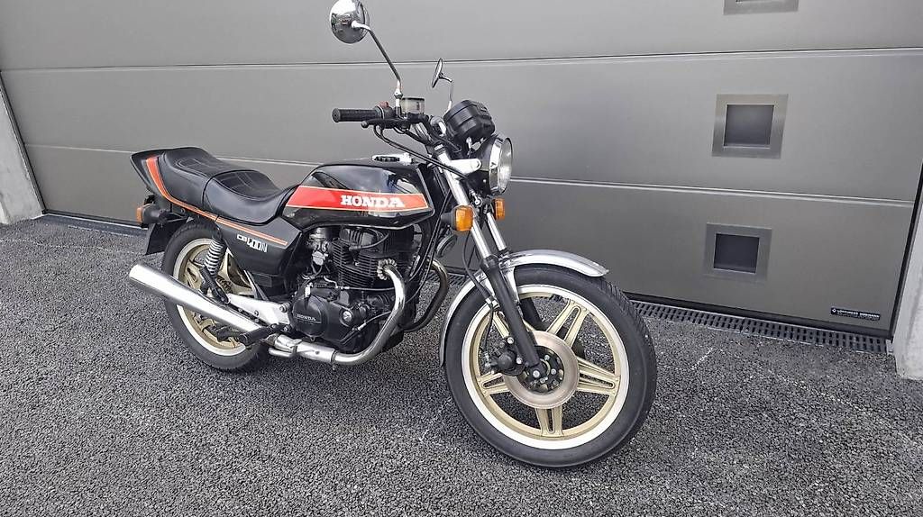 Honda Strada: Honda CB 400 N – Usato da Altstätten SG venduto da sini_s_84