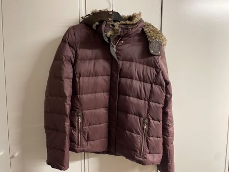 Braunrote ESPRIT Daunenjacke Gr. 42 mit Fakefur Kapuze