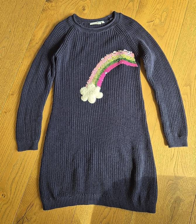 Kleider & Röcke: Longpullover / Kleid Gr. 140 – Gebraucht aus Bülach von Best-Touchdown