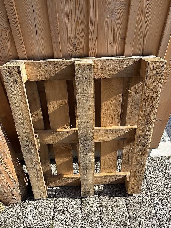Pallets: Palett wie neu – Usato da Herdern venduto da FamilieEngel