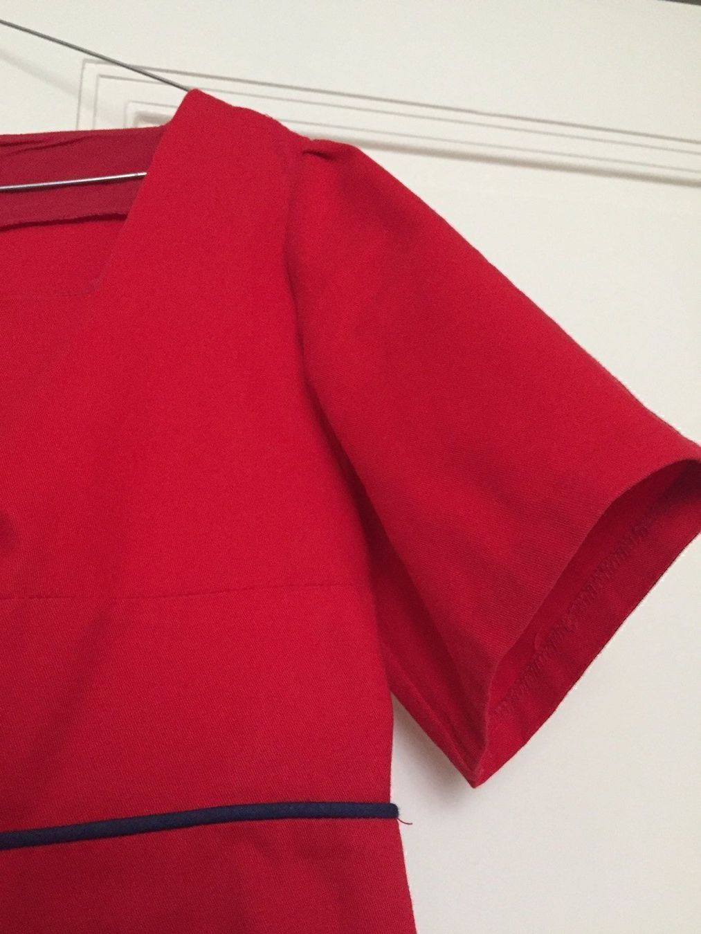 Kleider: Robe confectionnée à la main – Gebraucht aus Genève von Donnet2 2