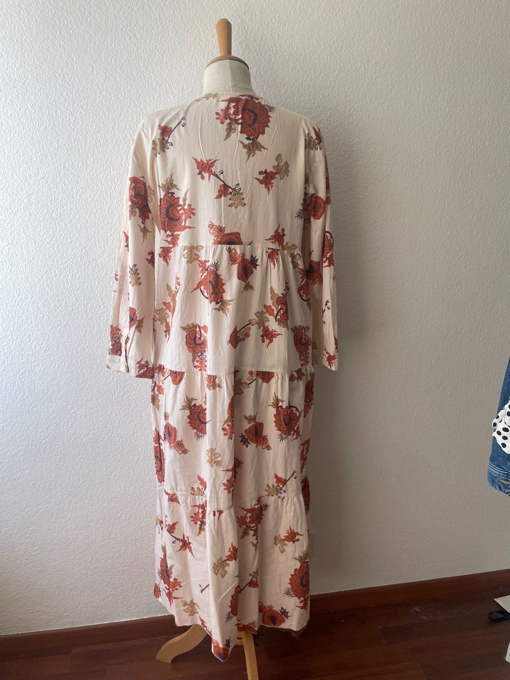 Robes: fk.pynappel Maxikleid Gr. M mit Blumenmuster – D'occasion à Buchs SG par VintageHomeCH 3