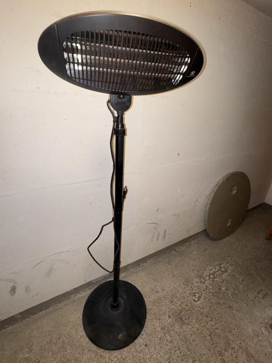 Radiatori: Standheizstrahler Vinci - 2000W – Usato da Tafers venduto da SJB999