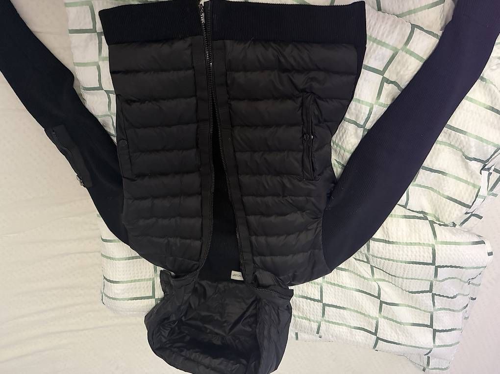 Moncler Giacche: Moncler jacke – Usato da Uetikon am See venduto da abd_hsw5 2