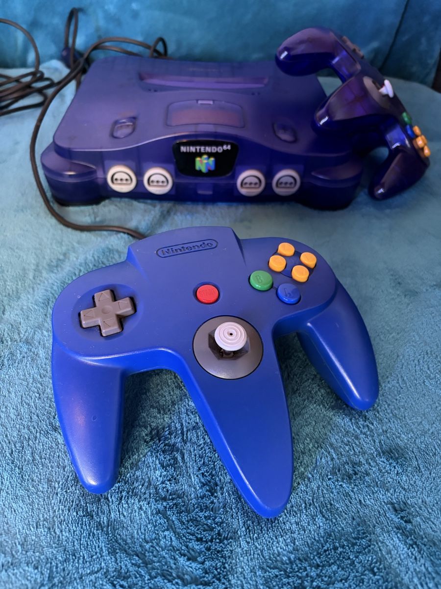 Nintendo Console: Console Nintendo 64 (midnight blue) – Usato da Vuadens venduto da vin_p8k5 1
