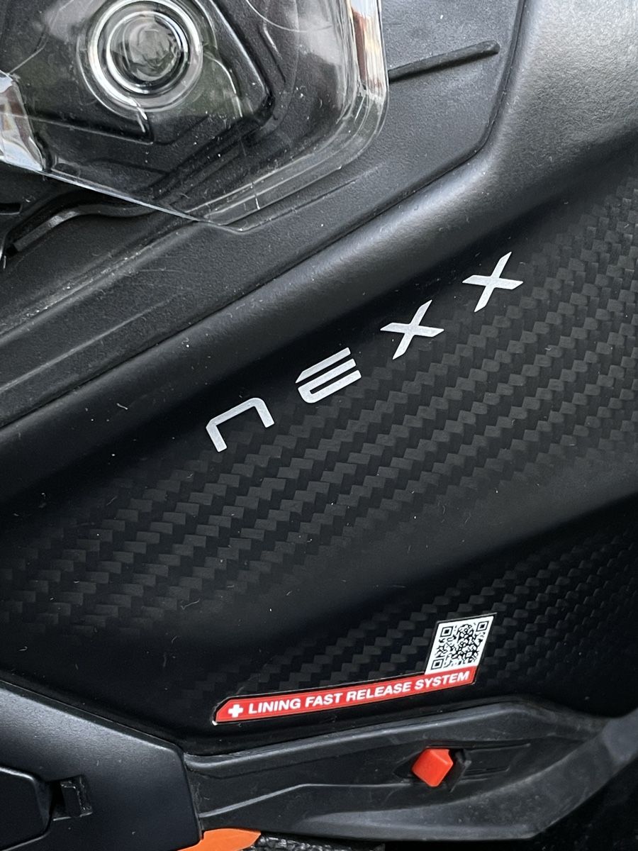 Nexx Casques & visières: Helm Nexx Carbon – D'occasion à Zürich par Muck74 2