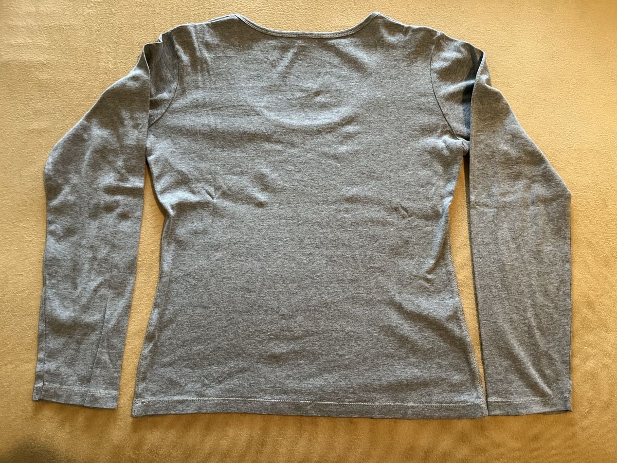T-Shirts: Langarmshirt – Gebraucht aus Fraubrunnen von amm_7kp6 1