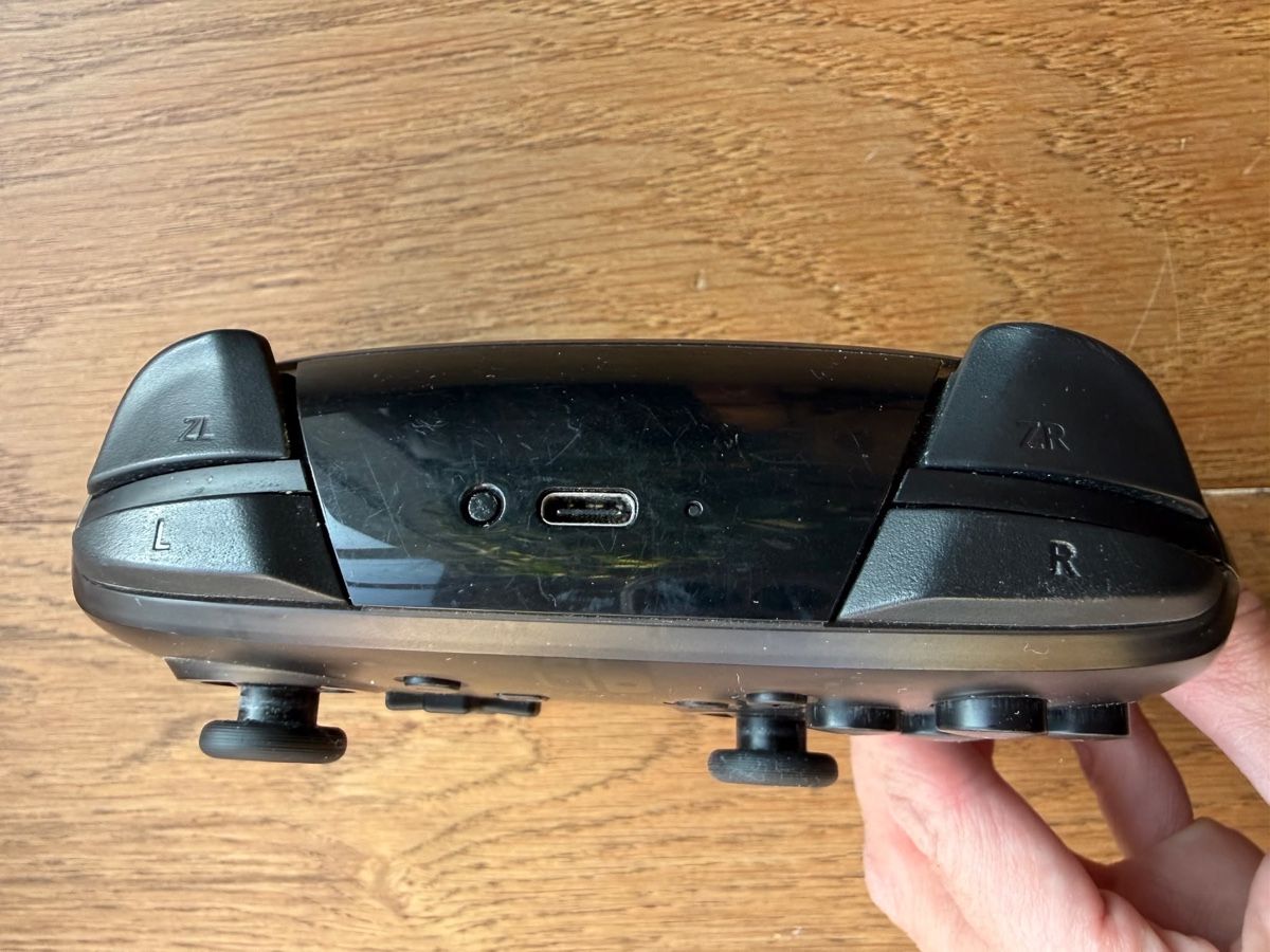 Nintendo Controller: Pro Controller / schwarz / ohne Ladekabel / Nintendo Switch – Gebraucht aus Läufelfingen von Seraphim13 2