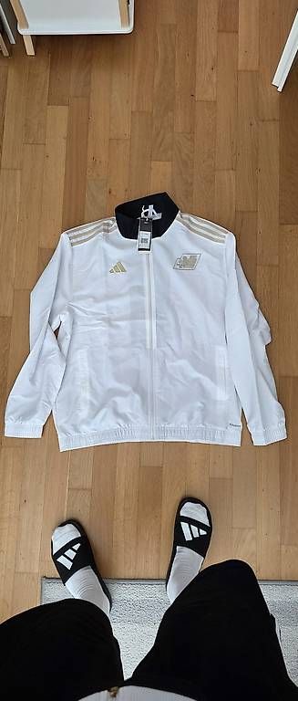Giacche: Adidas Jacke SC Pisa  – Nuovo e nell'imballaggio originale da Brunnen venduto da Rodge 4