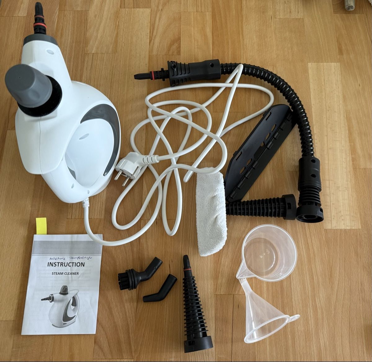 Dampfreiniger: Dampfreiniger – Neu (gemäss Beschreibung) aus Innerberg von Angi1997