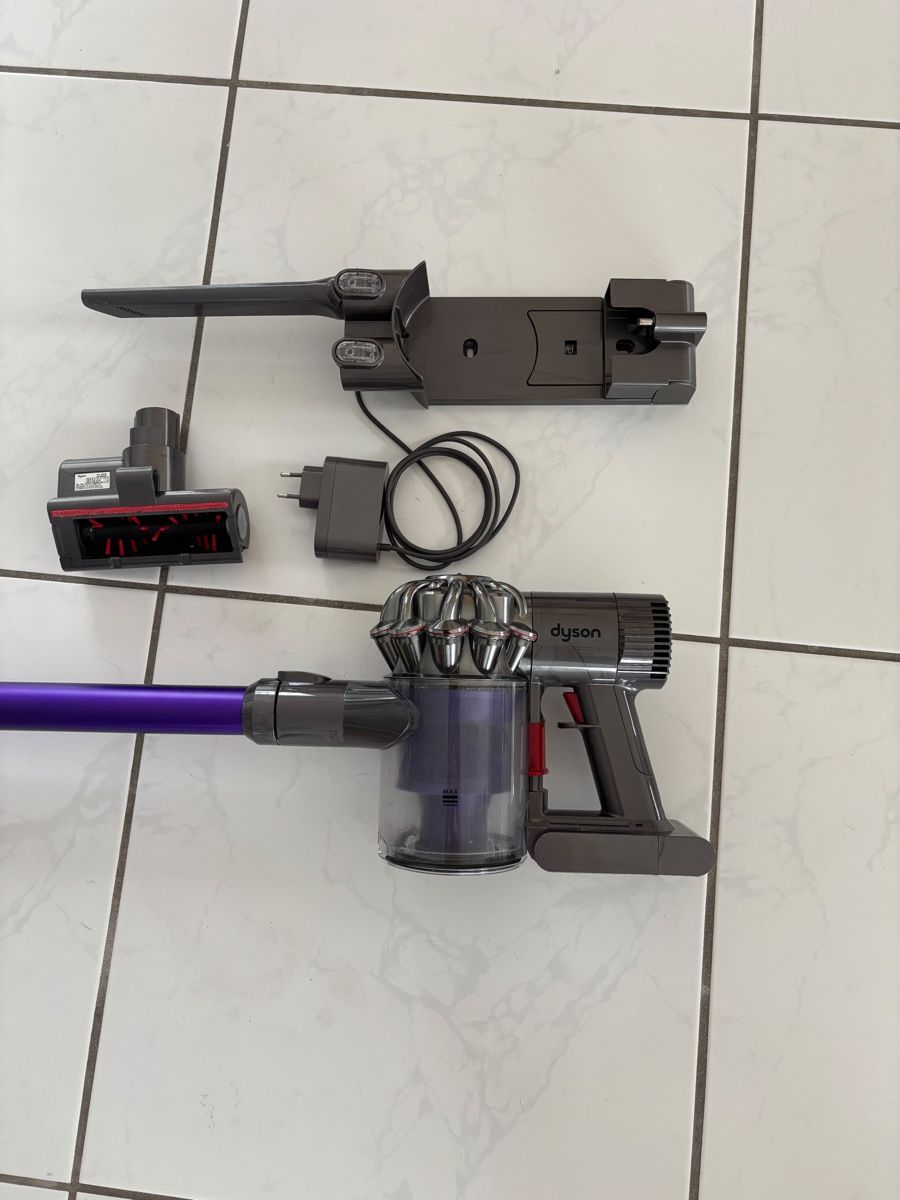 Dyson Aspirapolveri & Accessori: Staubsauger Dyson DC62 – Usato da Stans venduto da Osteophyt 5