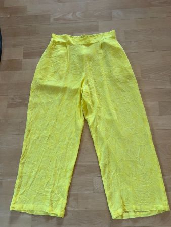leichte Colora Damen Hose, Gr. S, Farbe: Gelb, NEU