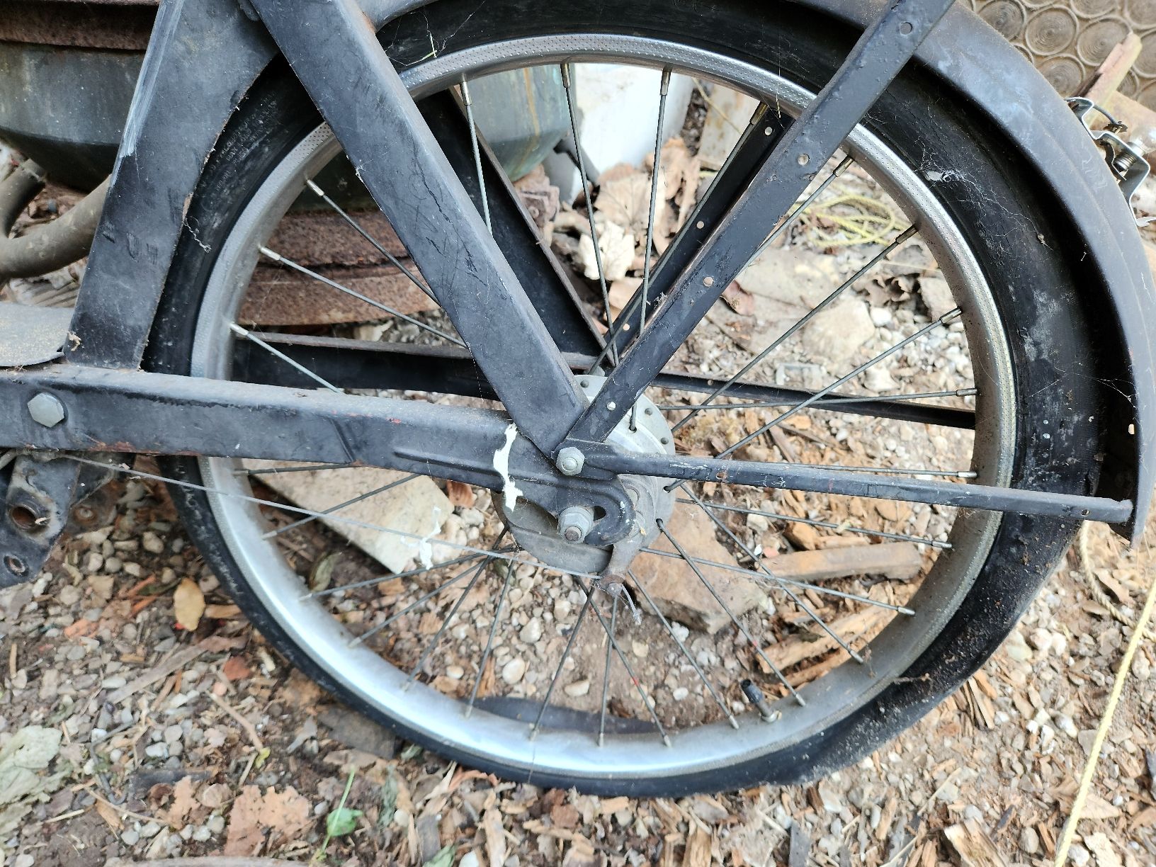 Solex Ciclomotori: Solex Mofa Scheunenfund defekt Teilespender – Difettoso da Stein AG venduto da Metaluna 1