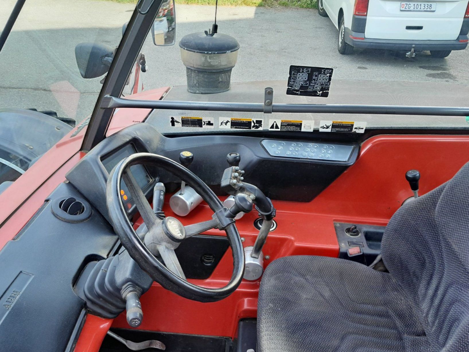 Aebi Trattori: Terratrac Aebi TT 240 – Usato da Menzingen venduto da Staub-Landtechnik 4