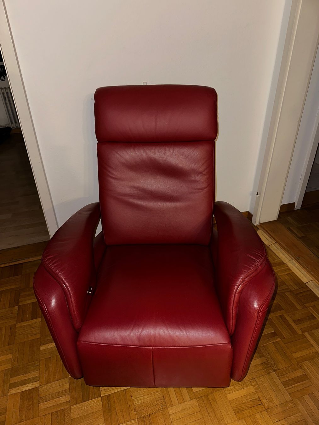 Poltrone: Relaxsessel (rot, mechanisch) – Usato da Zürich venduto da ere_m57w 1