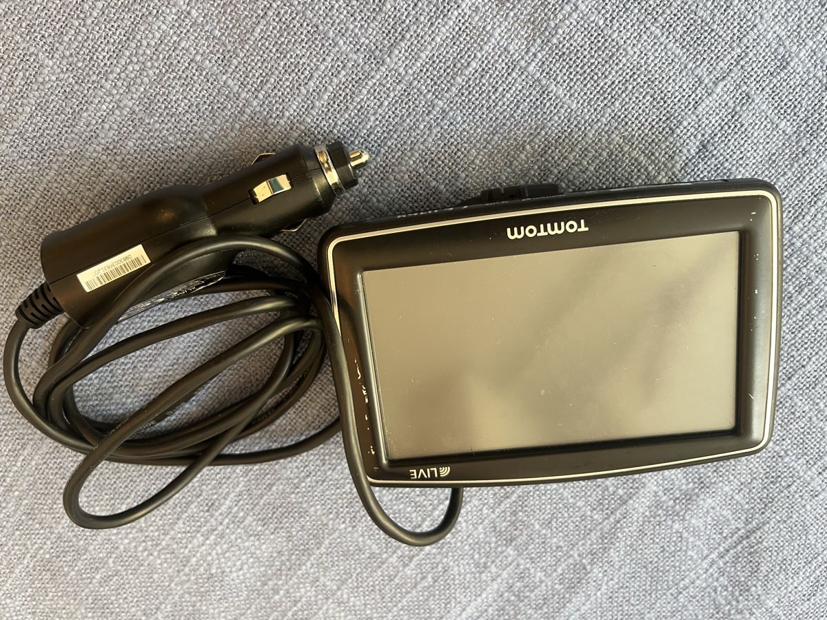 Tomtom Navigatori: Navigationsgerät – Usato da Schaffhausen venduto da nik_w8sw