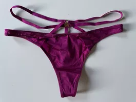 Victoria’s Secret Strappy Thong S NEW