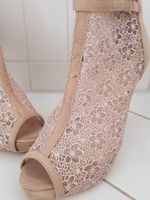 Schuhe/ Stiefeletten Gr. 39