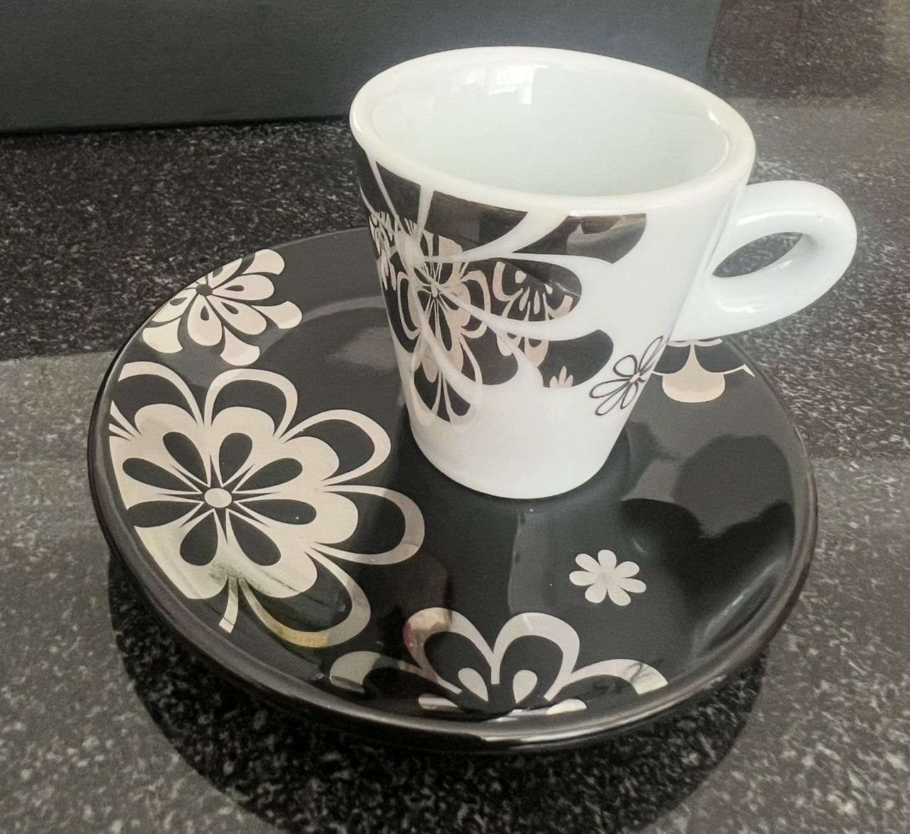 Set di piatti: Espressotassen – Nuovo e nell'imballaggio originale da Münchenbuchsee venduto da dani1113 1