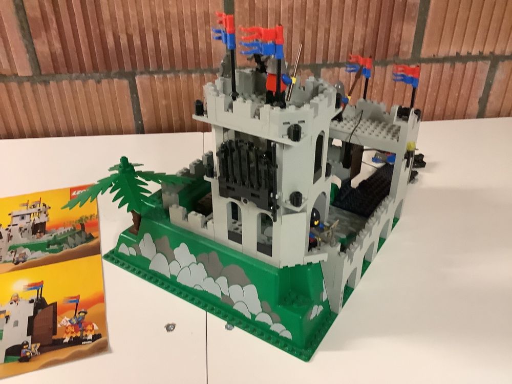 Lego Ritterburg 6081 komplett mit Anleitung (Gebraucht) in Weinfelden ...
