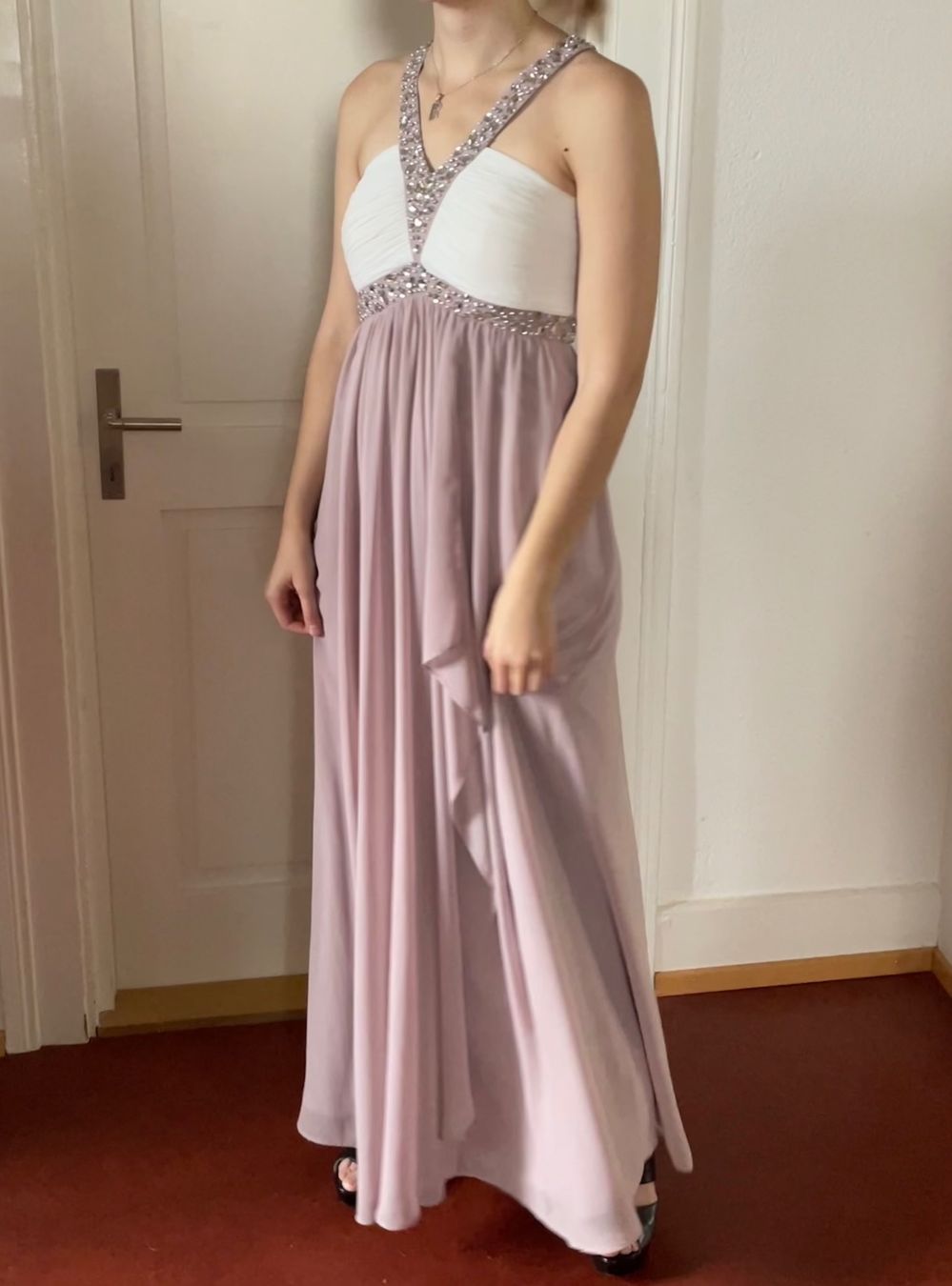 Kleider: Elegantes Abendkleid – Neu und originalverpackt aus Luzern von Sara_2 2
