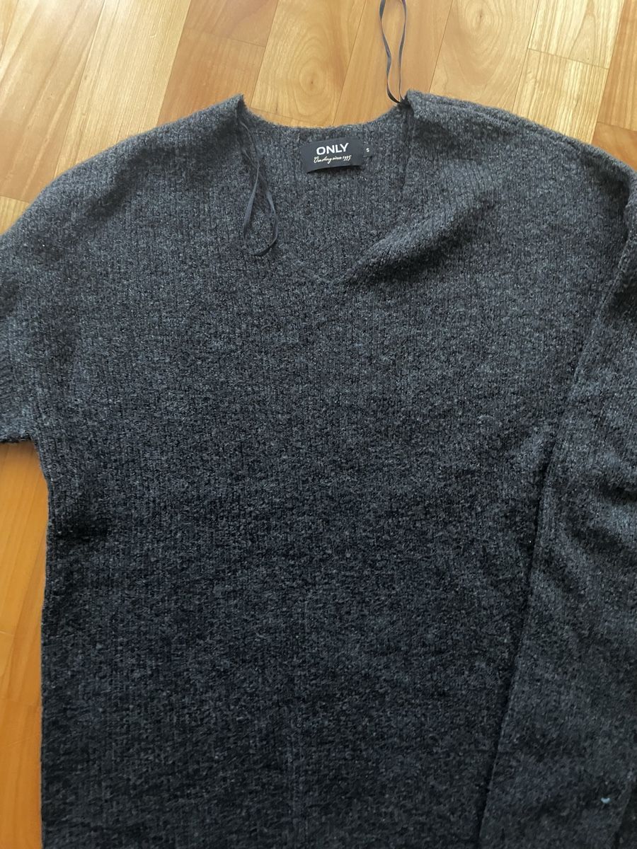 Only Maglioni & Felpe: ONLY Damenpullover mit V-Ausschnitt, Gr. S – Usato da Lachen SZ venduto da ali_5xw5 1