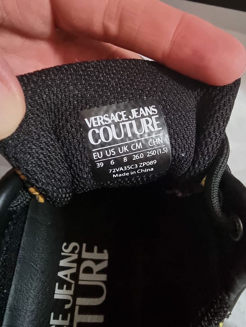 Versace Chaussures hommes: Versace Sneaker low 39 – Neuf avec emballage d'origine à Mauren par ehr_5cy6 5