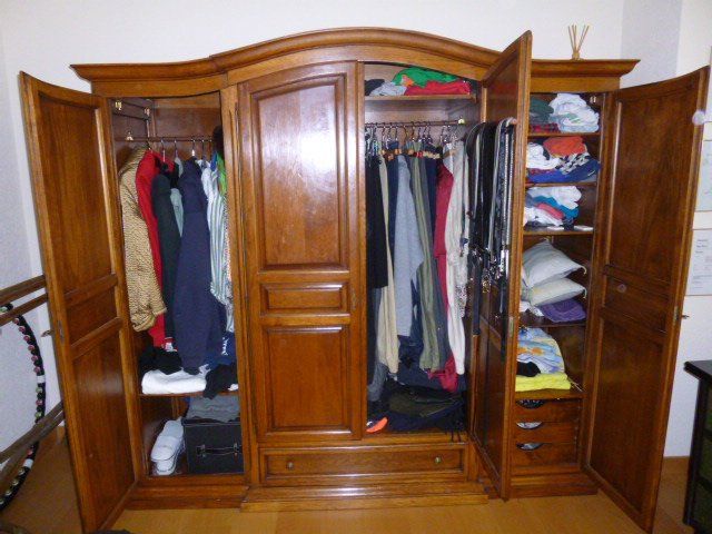 Armadi: Armoire en chêne rustique – Usato da Colombier NE venduto da Morel56 3