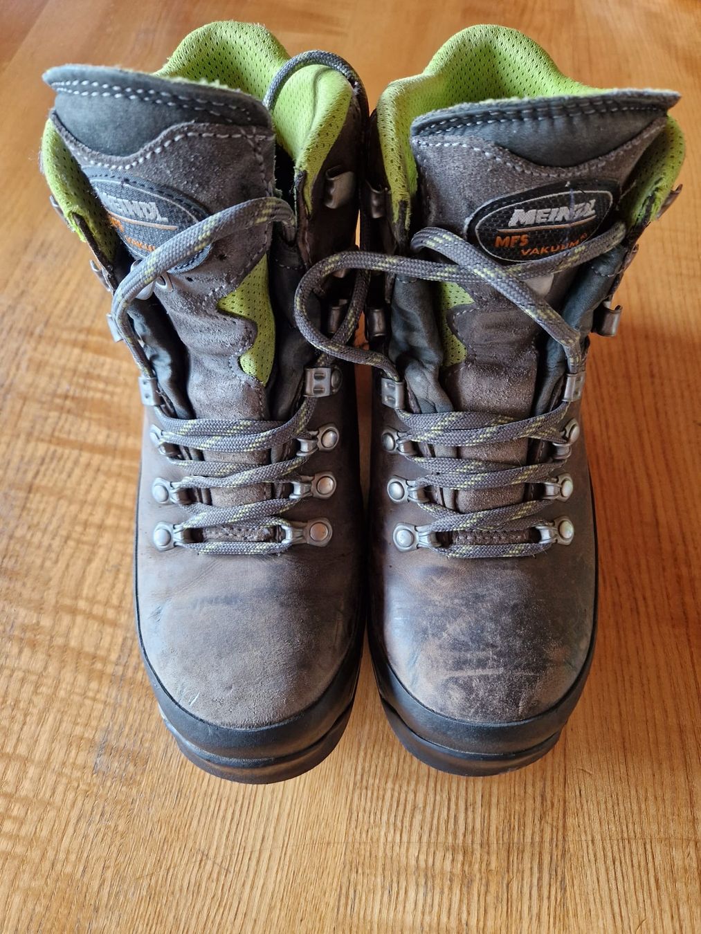 Meindl Scarpe da donna: Meindl Wanderschuhe, Grösse 38, – Usato da Krattigen venduto da Mountain98 2