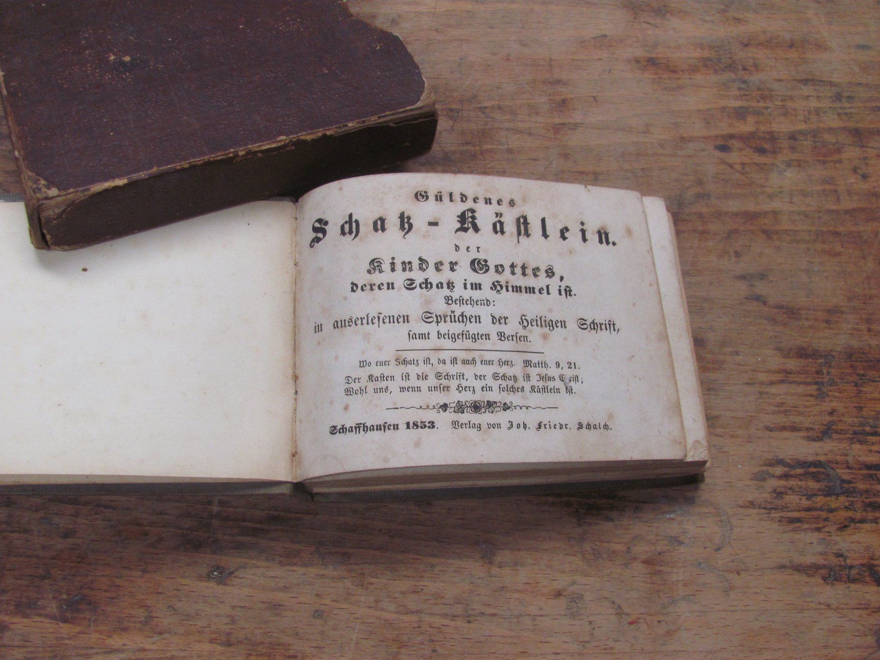 Bücher: Güldenes Schatzkästlein 1853 MIT KARTONSCHUBER – Gebraucht aus Malters von monarkli