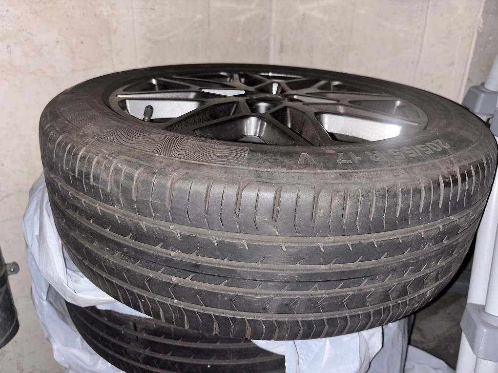 Pneus & Roues: Sommer Reifen  – D'occasion à St.Gallen par Kri_wpd6 1