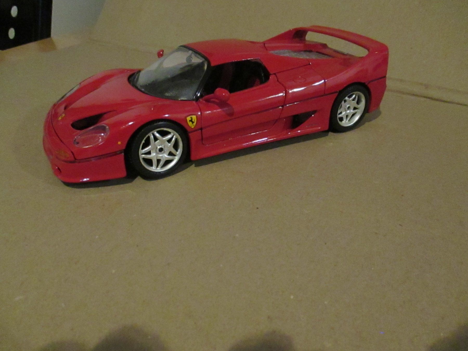 Ferrari Modellini d'auto: Ferrari F50 Bburago 1/18 – Usato da Felsberg venduto da sanwill 2