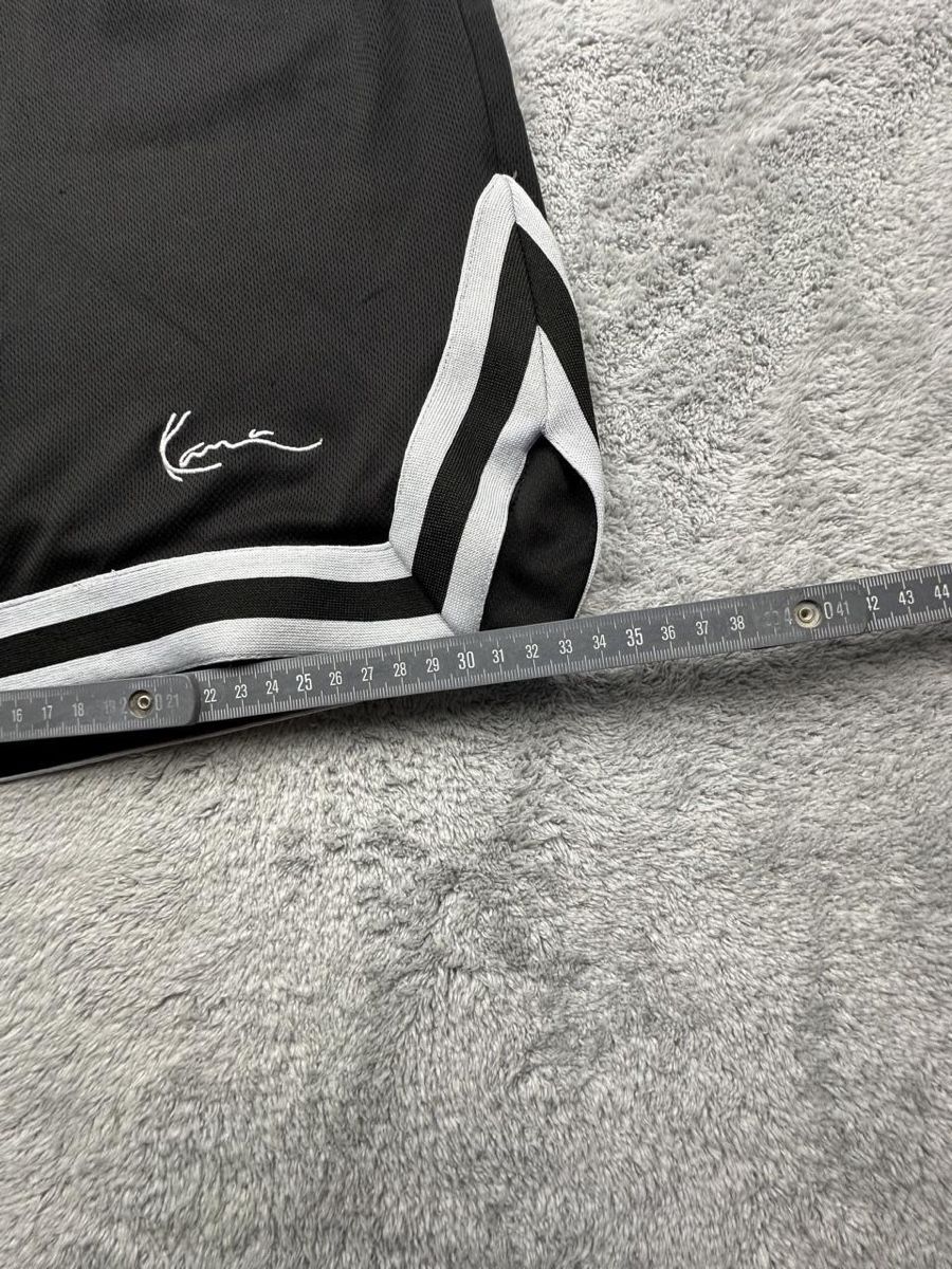 Karl Kani Pantaloni: Karl kani shorts – Usato da Erlinsbach SO venduto da TogaResell 5