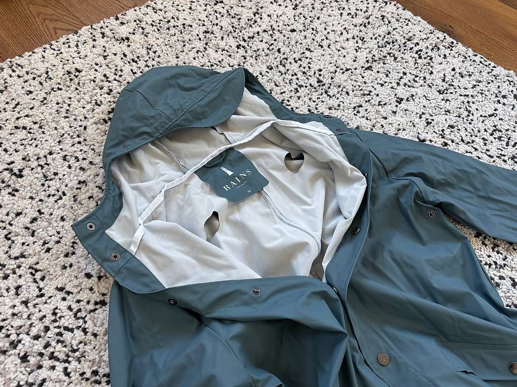 Giacche: Rains Regenjacke (hellblau) – Usato da Wädenswil venduto da Valentinooo28 2