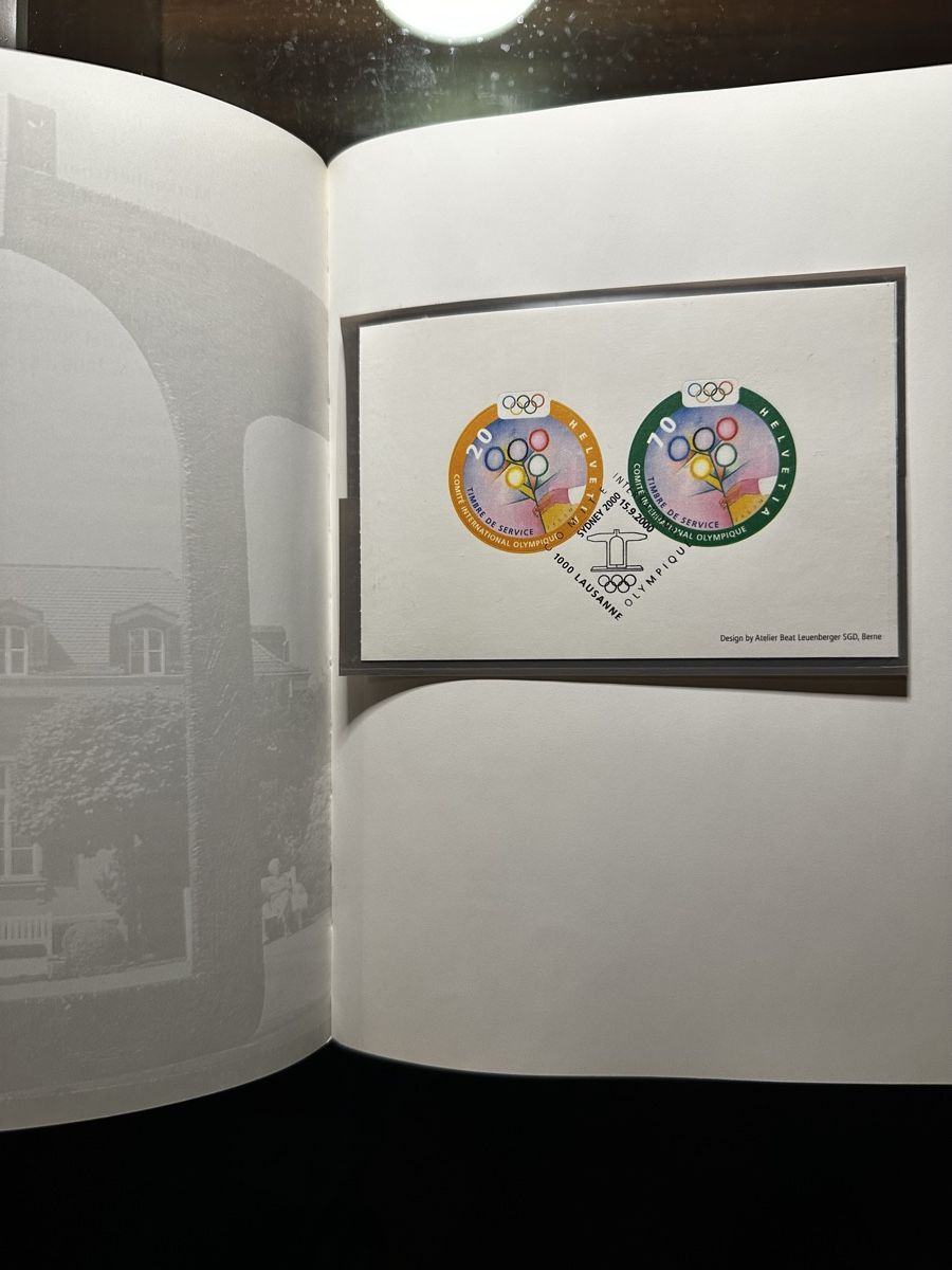 Alben: 2000 JAHRBUCH PTT BRIEFMARKEN, GESTEMPELT  – Gebraucht aus Giubiasco von cot.fra22 6