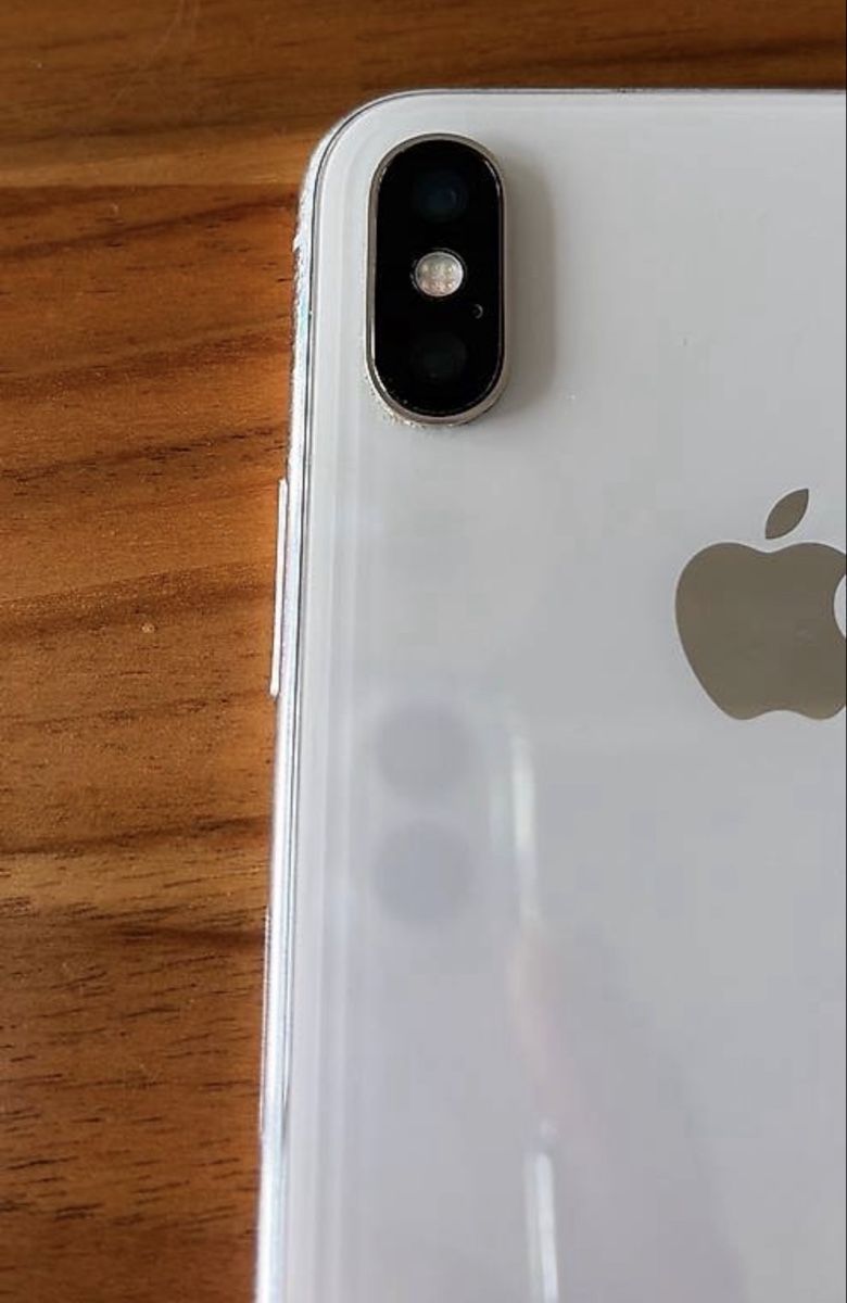 Apple Portables: Apple iPhone X weiss 256GB – D'occasion à Attelwil par Brumm3 3