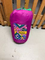 Schlafsack Raiffeisen lila mit Muster