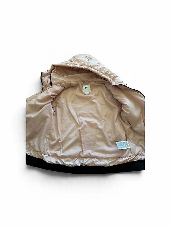 Nike Jacken: Nike Steppjacke Hellrosa mit Kapuze  gebraucht – Gebraucht aus Weinfelden von suzanaa.9 2