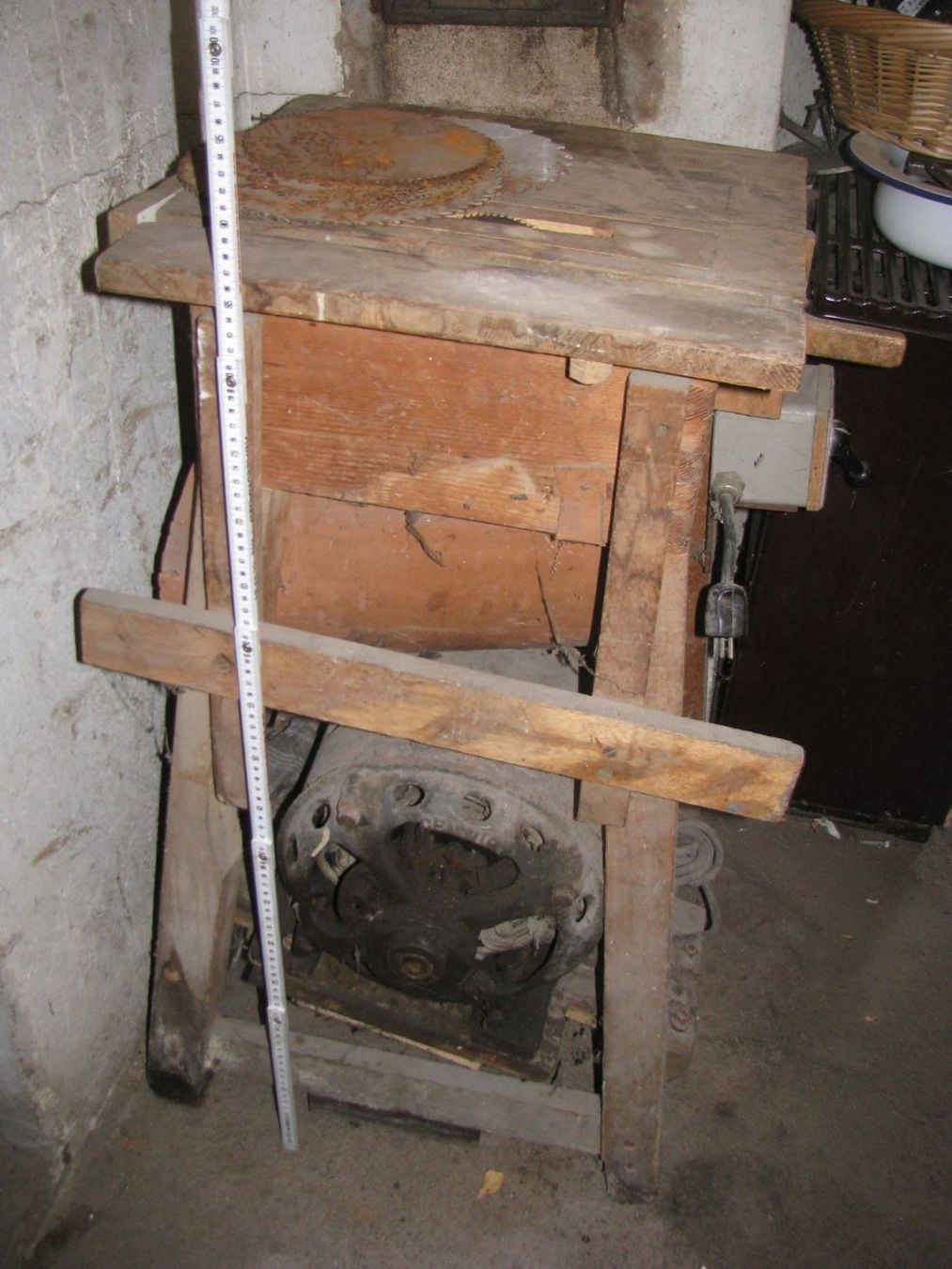 Tutte le macchine: alte Tischfräse – Difettoso da Herzogenbuchsee venduto da all-around 2