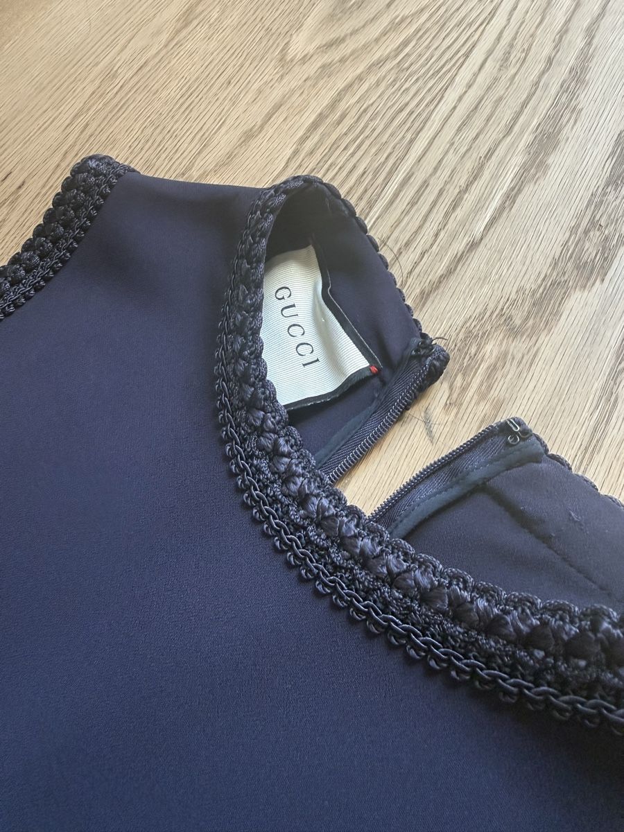 Gucci Vestiti: Gucci dress navy – Nuovo (secondo la descrizione) da Bäch SZ venduto da jfog